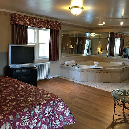 Colonie Inn And Suites لاثام المظهر الخارجي الصورة