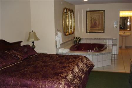 Colonie Inn And Suites لاثام الغرفة الصورة